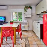 Domus Appartement *
