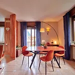 Domus * Garda (Verona)