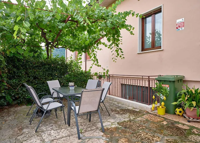 Apartman Domus *